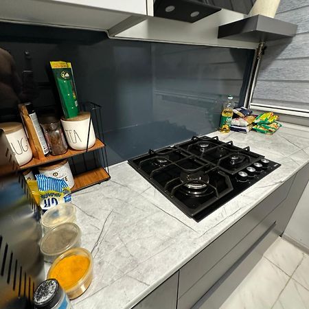 Elegant Escape In City Center Ереван Екстериор снимка