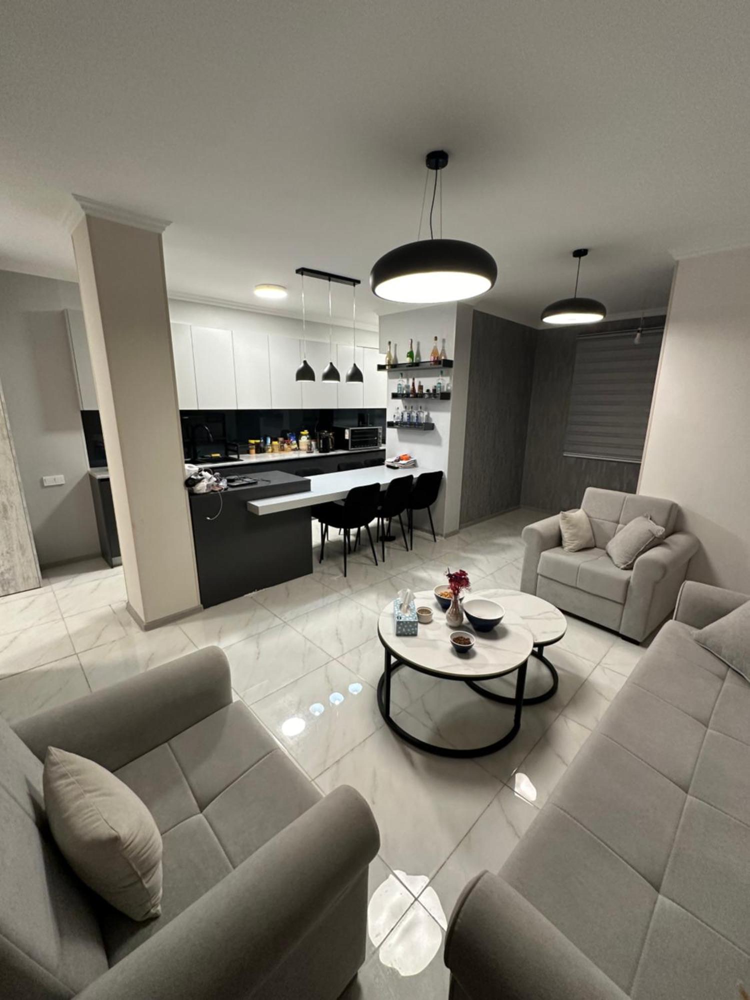 Elegant Escape In City Center Ереван Екстериор снимка